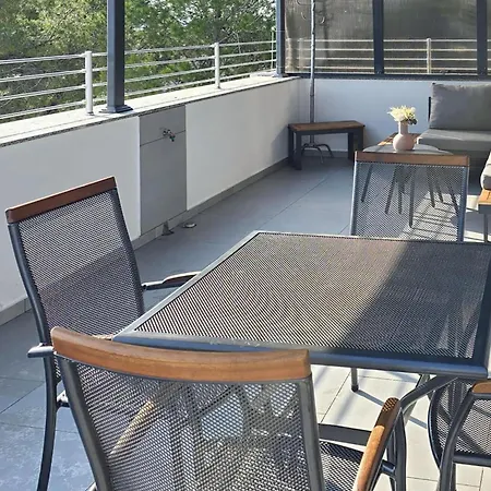 2 Bedroom In Διαμέρισμα