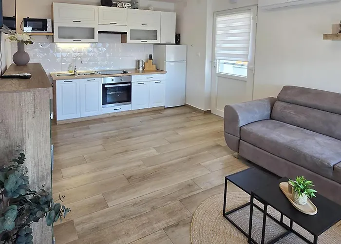 2 Bedroom In Bibinje