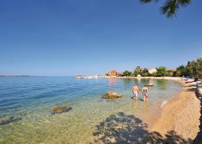 2 Bedroom In Appartement Bibinje